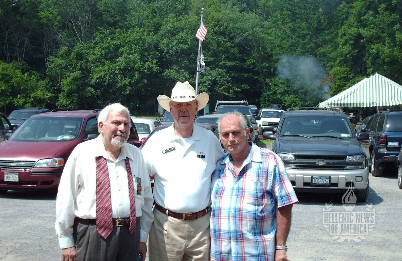 U.S. HELLENIC HUNTING, FISHING & SHOOTING ASSOCIATION Manis_Stellios_NRASMJun9_2007