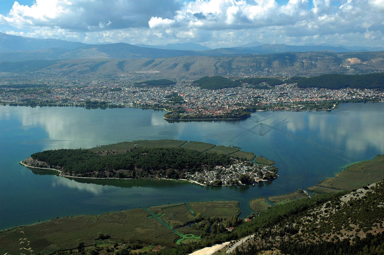 Έχει η Ελλάδα ομορφιές…