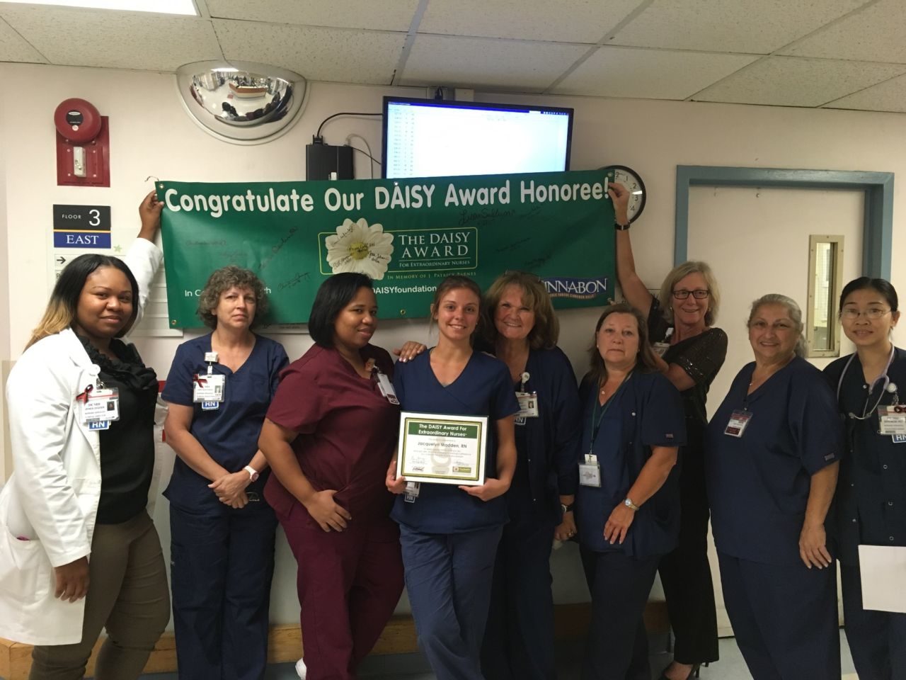 Crozer-Keystone Recognizes Jacquelyn Madden, R.N. as a DAISY Award Recipient