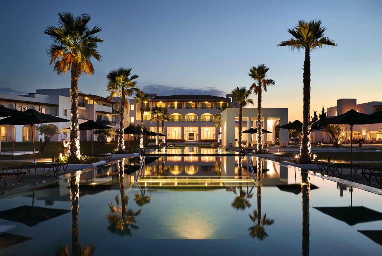 GRECOTEL Hotels & Resorts Reduce Prices in 150 Restaurants Around Greece