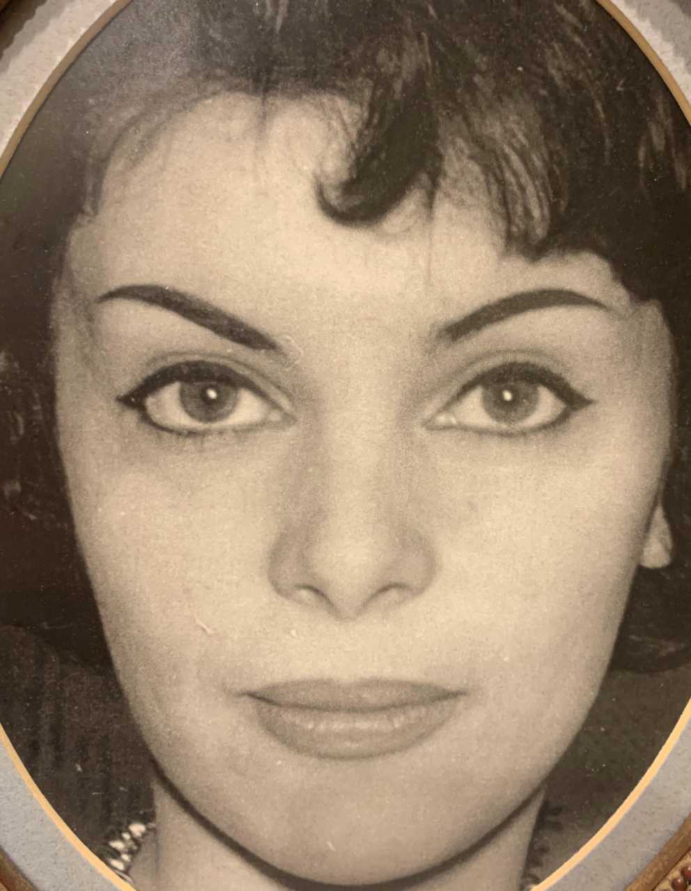 Anna “Loula” Lahiri, 81, of Tri-Cities, Washington, has passed away