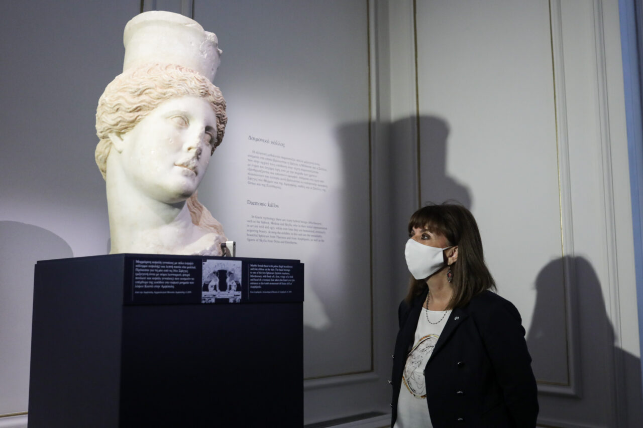 President Sakellaropoulou inaugurates ‘Kallos: The Ultimate Beauty’ ehxibition