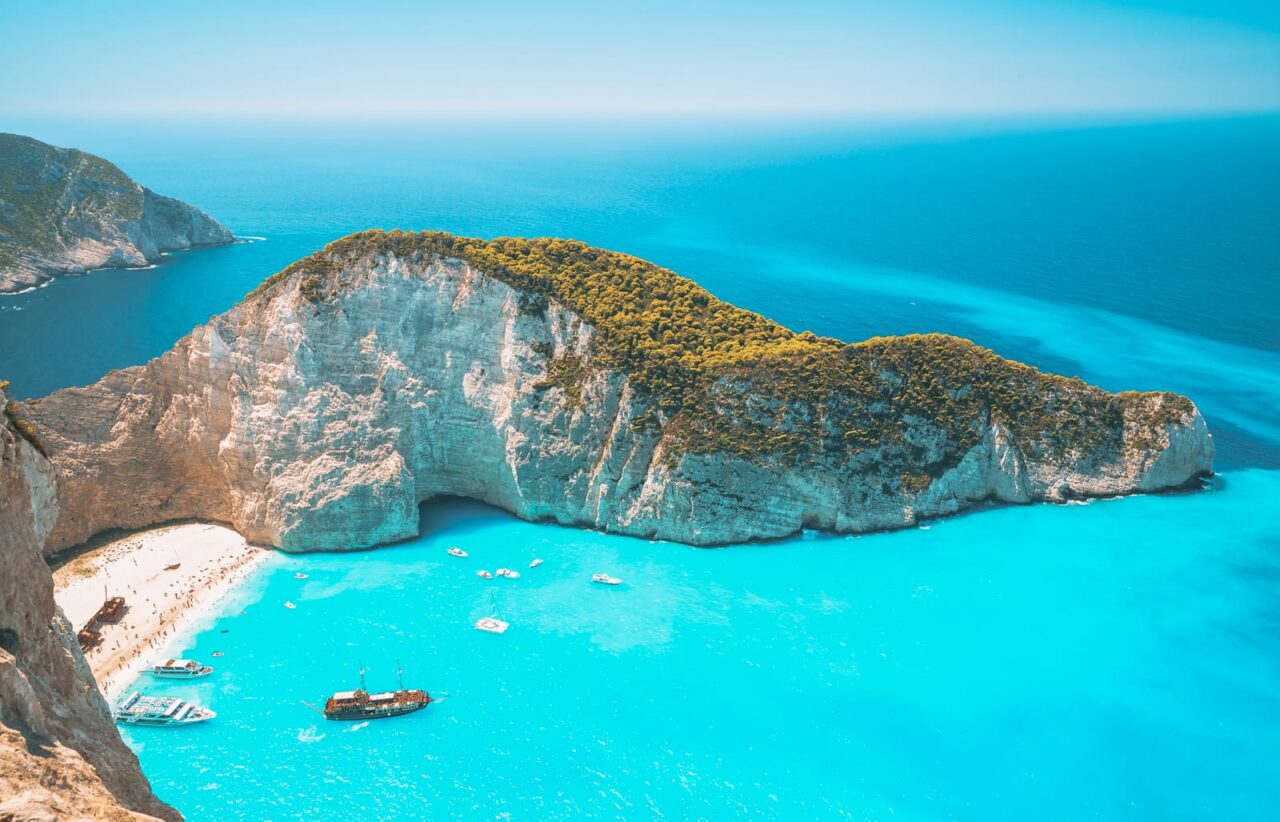 Greek islands win ‘Wanderlust’ gold award as most desirable destination