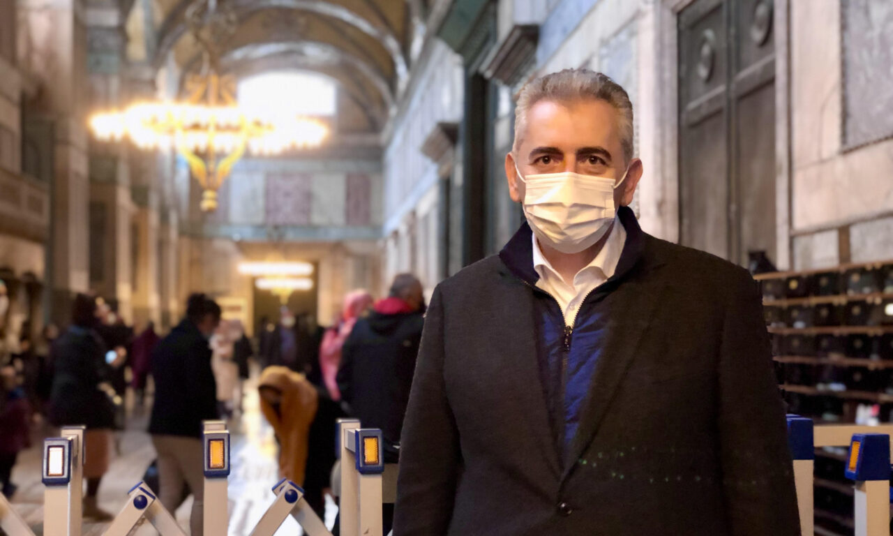 «Το “έγκλημα” στην Αγία Σοφία δεν πρέπει να μείνει χωρίς “τιμωρία”», τονίζει από την Κωνσταντινούπολη ο Μάξιμος Χαρακόπουλος
