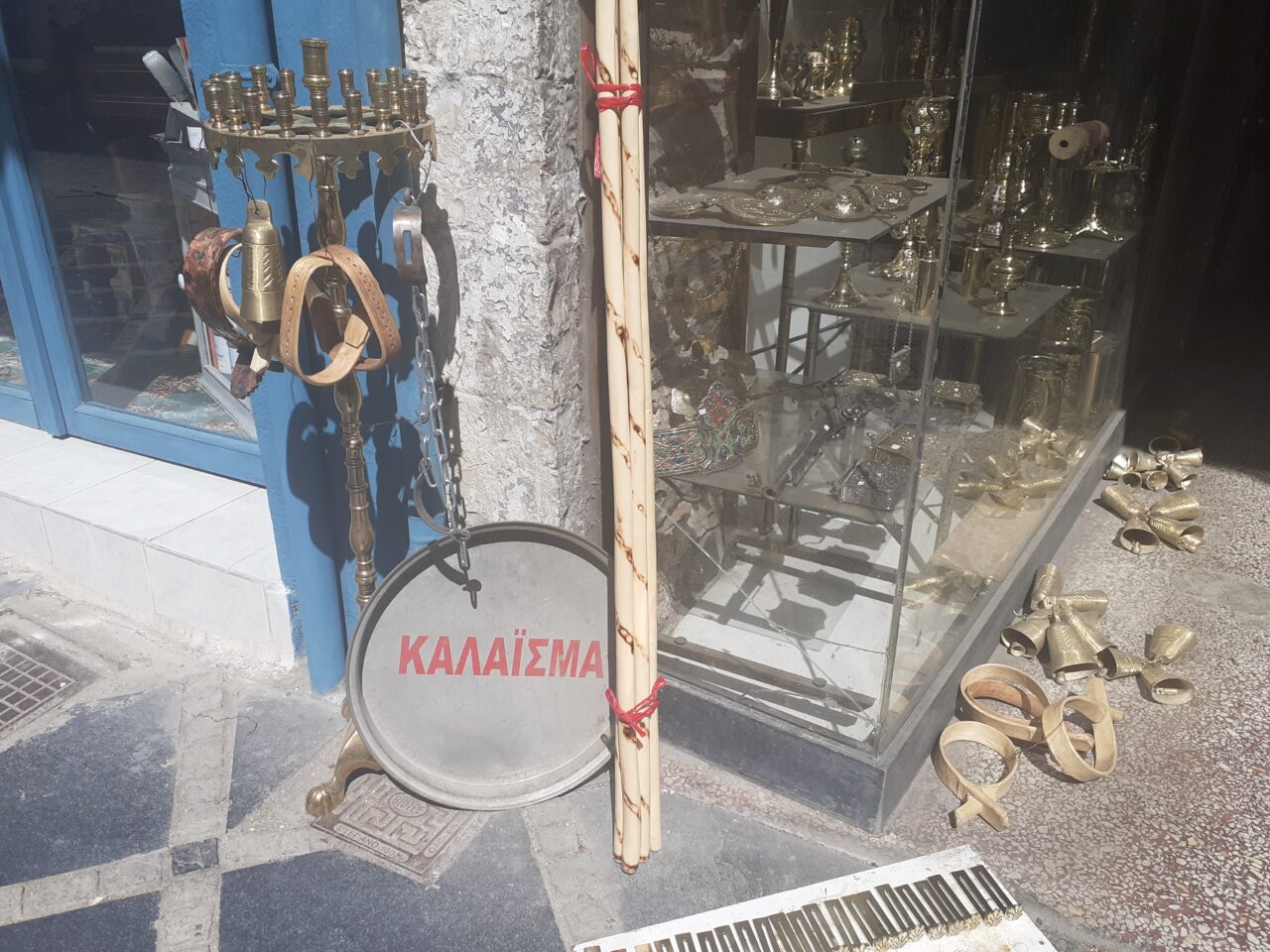 Ιωάννινα: Χάνεται η παραδοσιακή χαλκοτεχνική – Μιλάει στο ΑΠΕ-ΜΠΕ ο τελευταίος τεχνίτης της πόλης των Ιωαννίνων