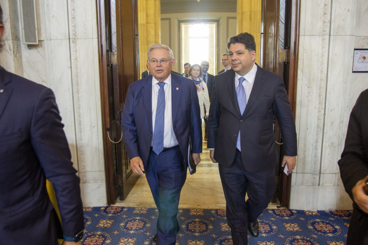 Ρ. Μενέντεζ: Ο Μπλίνκεν με έχει διαβεβαιώσει ότι η κυβέρνηση δεν θα παρακάμψει το βέτο για τα τουρκικά F-16