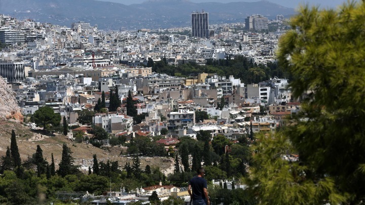 Construction sector in Greece shows robust growth, good prospects, IOBE says in report