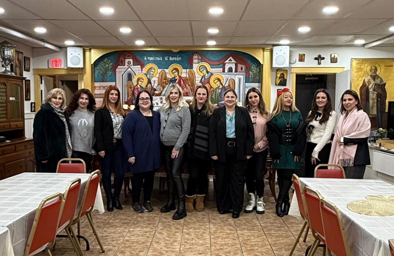 Daughters of Penelope Manhattan EVRYKLEA Chapter Donates $2,000 to Robin Hood Foundation Daughters of Penelope