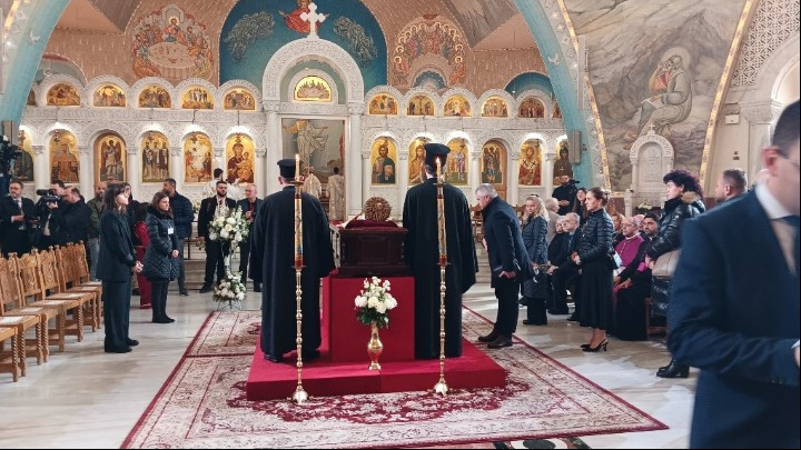 Αλβανία: Ετάφη ο μακαριστός Αναστάσιος