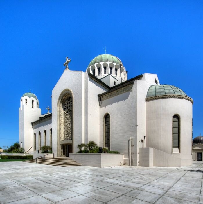 Greek Orthodox Cathedral of Saint Sophia in Los Angeles open for relief efforts