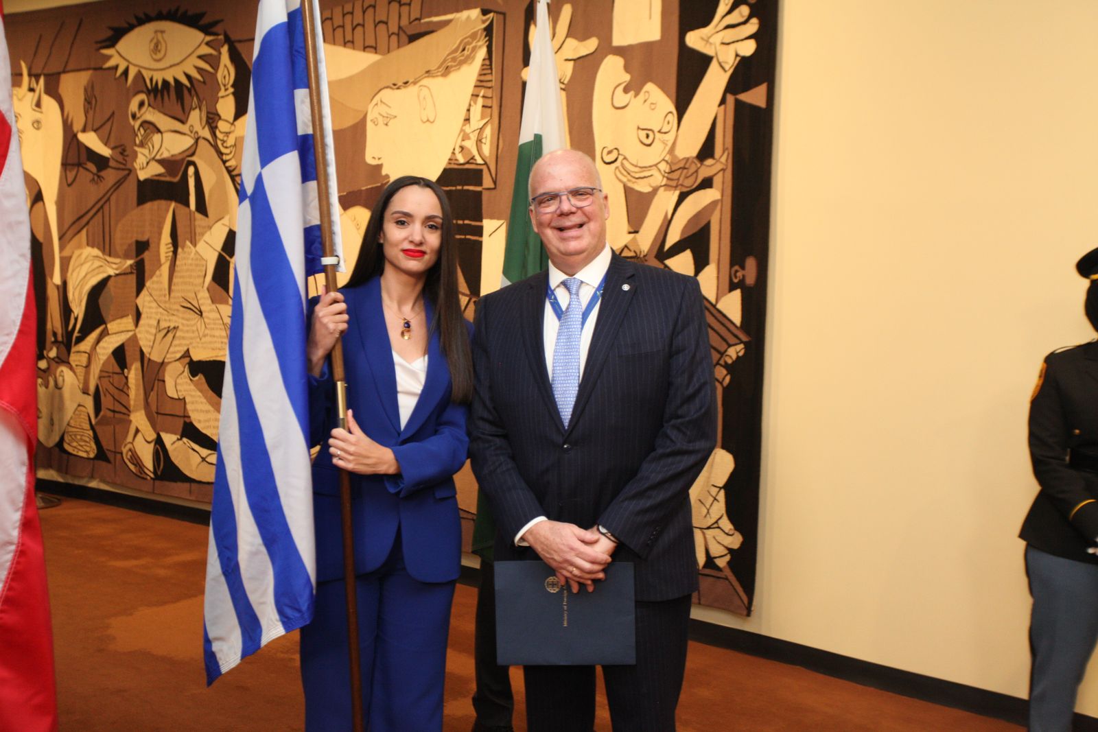 Η ελληνική σημαία στα Ηνωμένα ´Εθνη