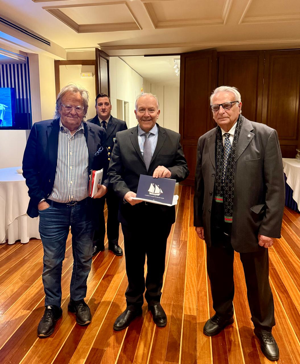 Στέφανος Γκίκας