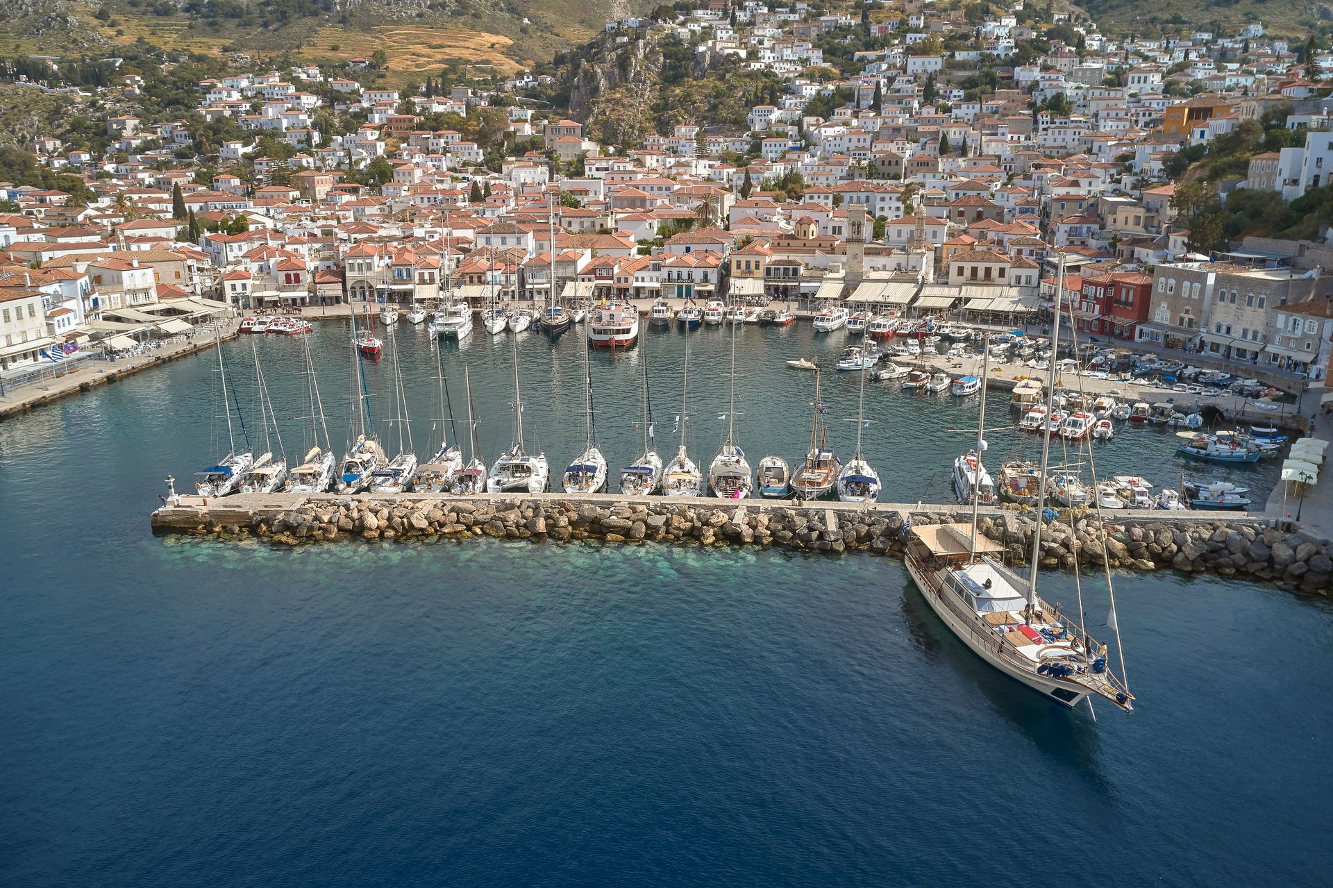 Hydra Port