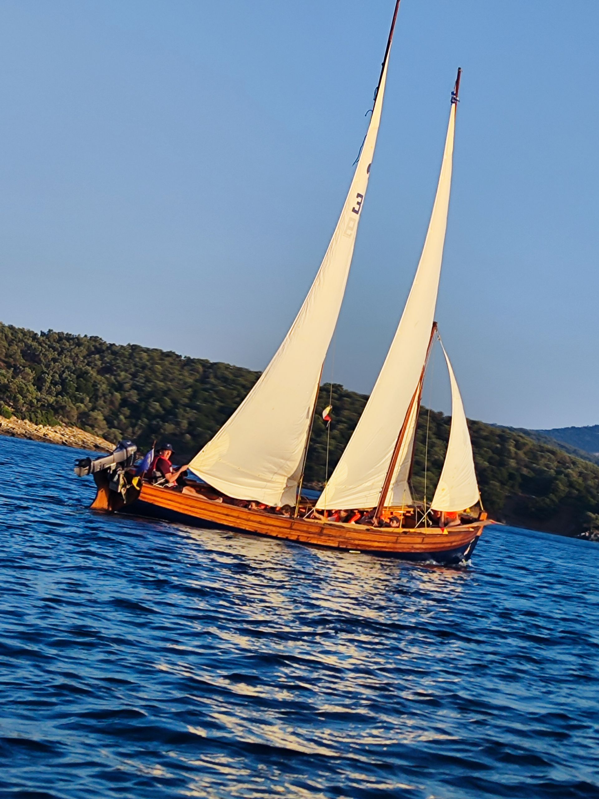 Περισσότερα από 100 ναυτοπροσκοπικά σκάφη στην άυλη πολιτιστική κληρονομιά της Ελλάδας