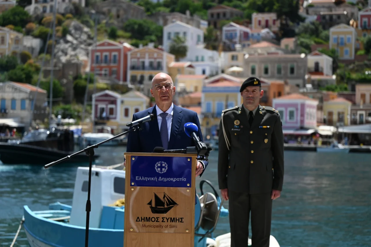 Σύμη: Εορτασμός της 80ής επετείου από την παράδοση των γερμανικών στρατευμάτων κατοχής στα Δωδεκάνησα dendias