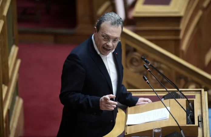 Συνάντηση Φάμελλου – Χαρίτση την Πέμπτη: Διάλογος για κοινές πρωτοβουλίες famellos