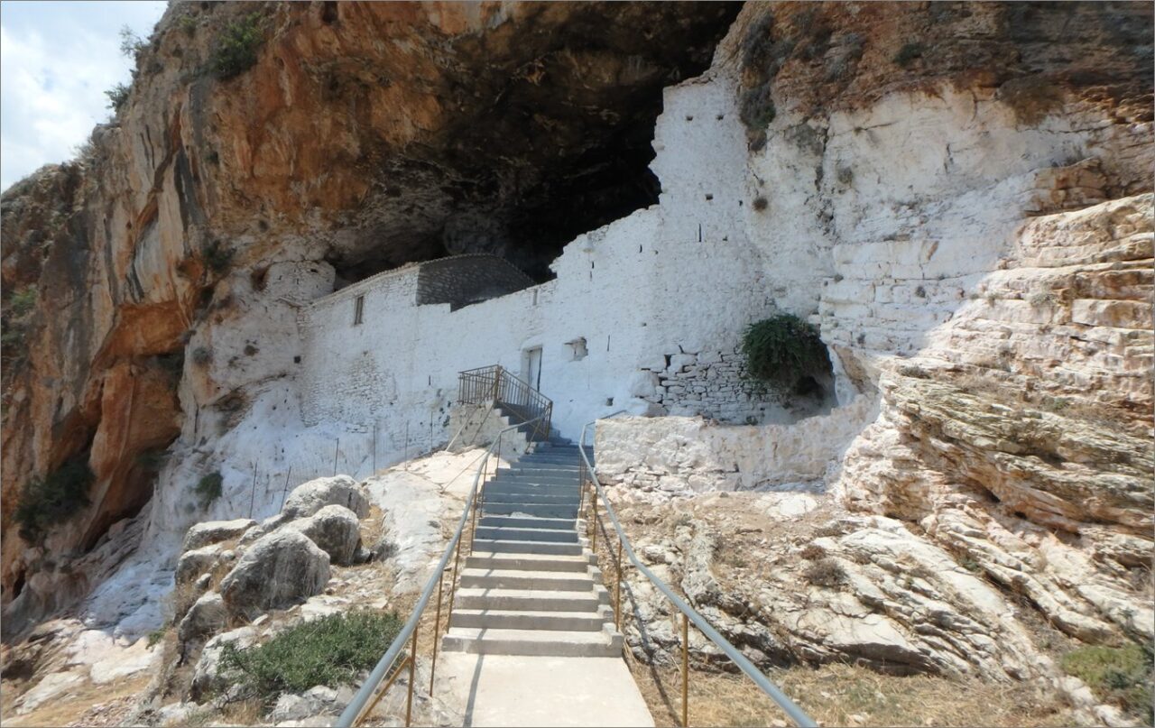 Σπηλιά της Αγίας Ιερουσαλήμ