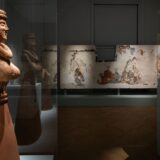 Όψεις της έκθεσης Φώτο: Πάρις Ταβιτιάν © Μουσείο Κυκλαδικής Τέχνης.