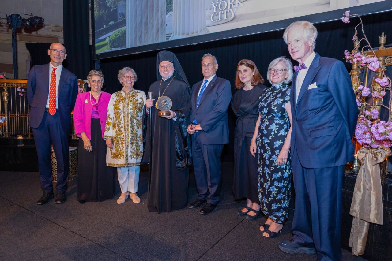 Ecumenical Patriarchate Honored with Gennadius Prize at Gala Ecumenical Patriarchate Honored with Gennadius Prize at Gala