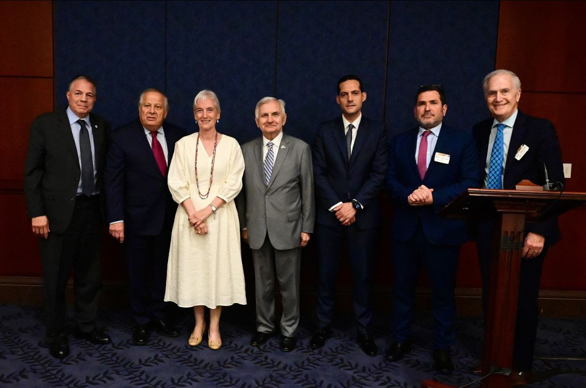 Hellenic Leaders with Senator Reed