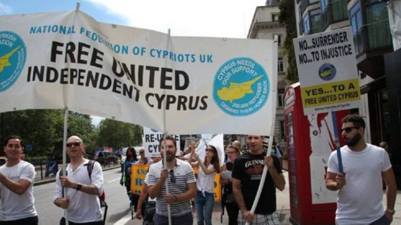 Λονδίνο: Αντιδράσεις των Κυπρίων της Βρετανίας για την αμυντική συμφωνία Λονδίνου – Άγκυρας
