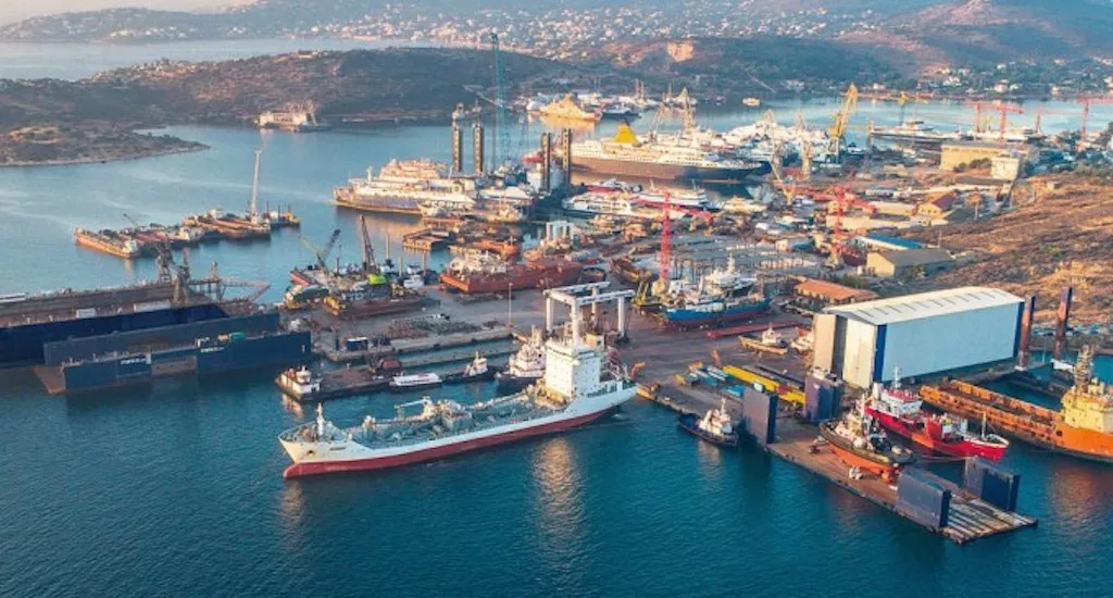 Τέσσερα νέα προεξοπλισμένα τμήματα της γαλλικής φρεγάτας «Admiral Castex» παρέδωσαν τα Ναυπηγεία Σαλαμίνας Ναυπηγεία Σαλαμίνας