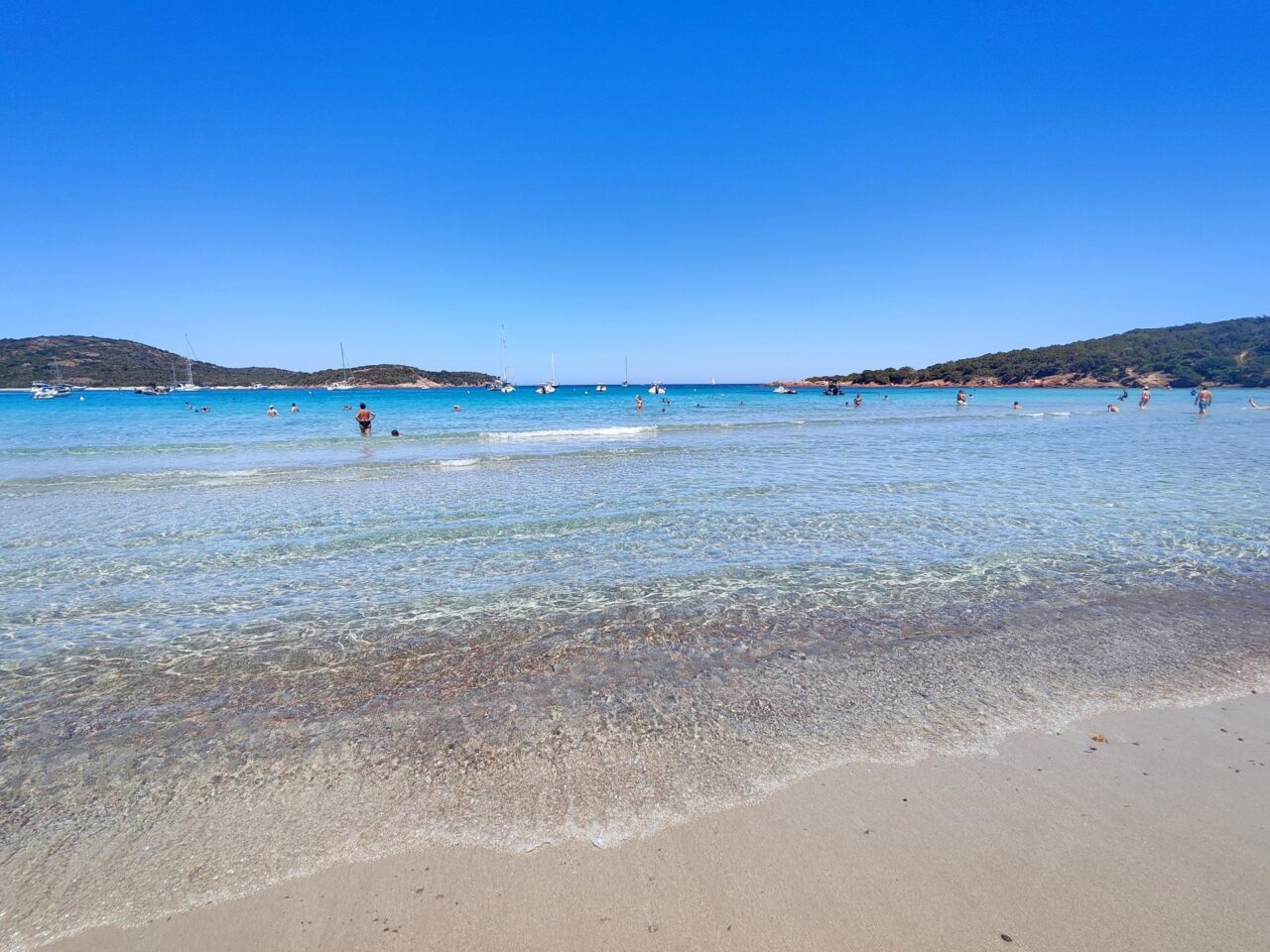 Shift in Greek tourism: Santorini struggles, Mykonos steadies Shift in Greek tourism: Santorini struggles, Mykonos steadies