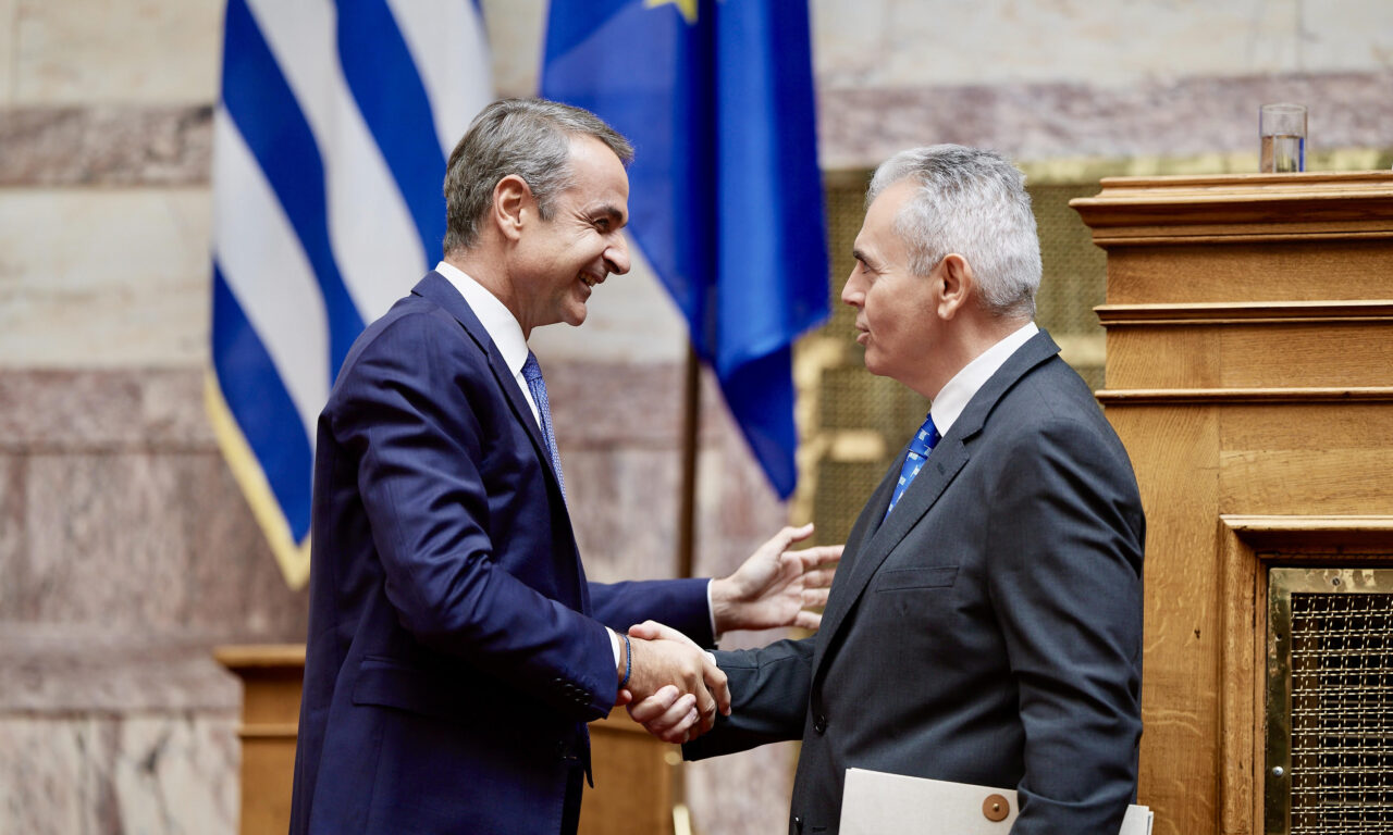 Μ. Χαρακόπουλος: Όσο τα μέτρα γίνονται αντιληπτά, τόσο θα ανακάμπτει η ΝΔ Όσο τα μέτρα γίνονται αντιληπτά ανακάμπτει η ΝΔ