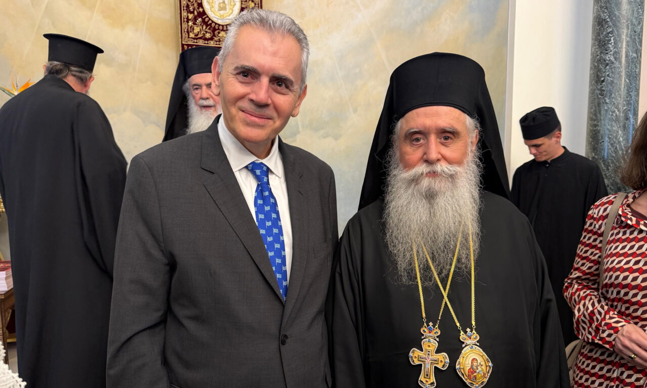Χαρακόπουλος στη χειροτονία του νέου Αρχιεπισκόπου Σινά