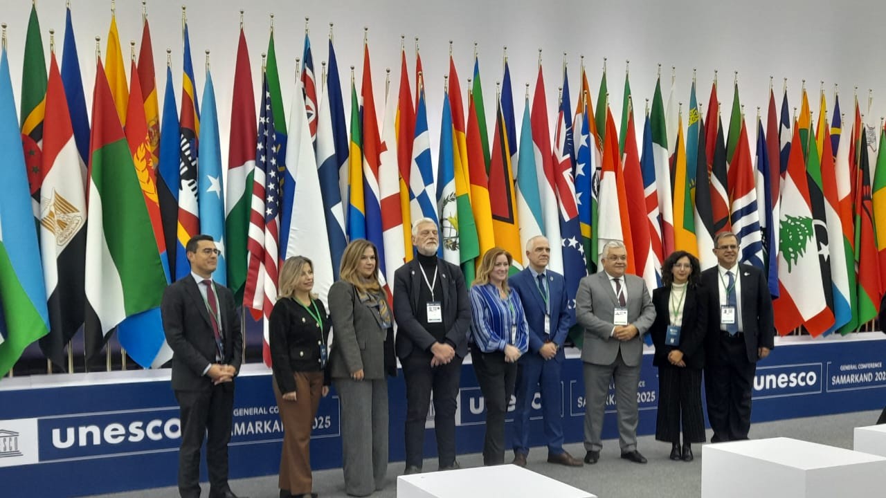 Στην 43η Σύνοδο της Γενικής Διάσκεψης της UNESCO στο Ουζμπεκιστάν ο ΥΦΥΠΕΞ Γ. Λοβέρδος Στην 43η Σύνοδο της Διάσκεψης της UNESCO ο Γ. Λοβέρδος