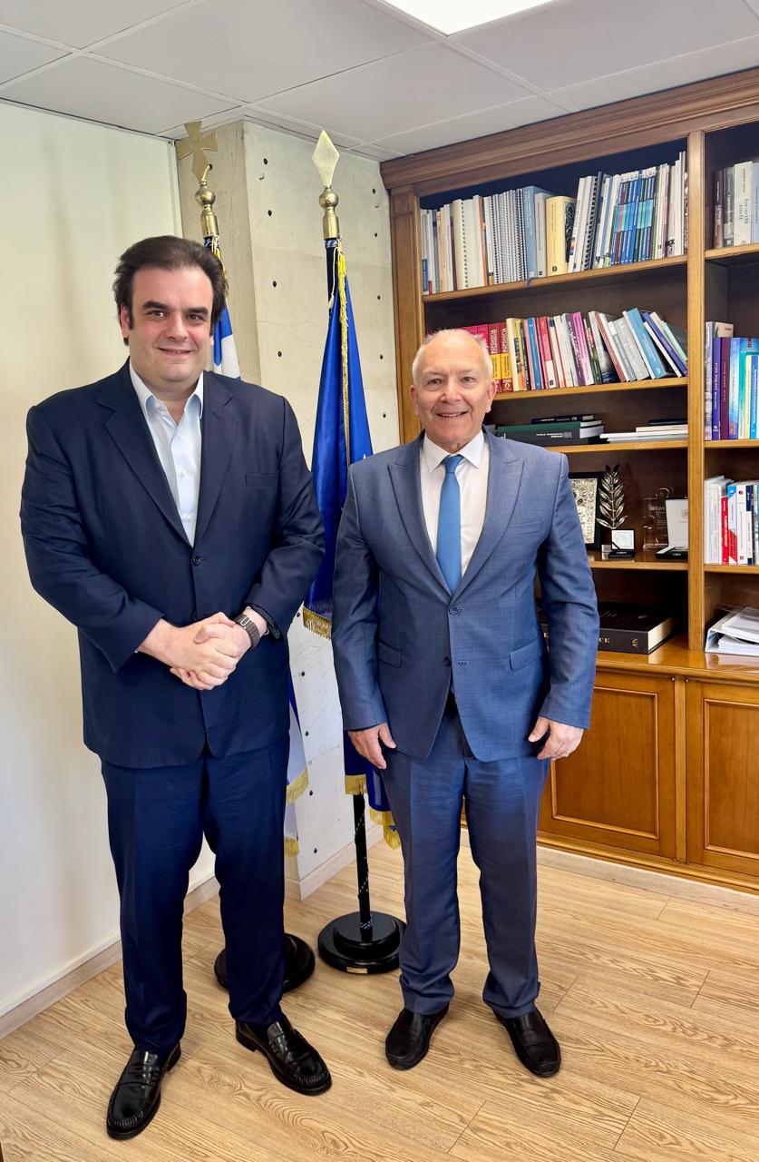Στέφανος Γκίκας: «Όπως είχαμε υποσχεθεί, παραχωρείται το Παραλιακό Μέτωπο στον Δήμο Κ. Κέρκυρας και Διαποντίων Νήσων – Ένα αίτημα πολλών χρόνων ικανοποιείται!» Στέφανος Γκίκας: «παραχωρείται το Παραλιακό Μέτωπο»