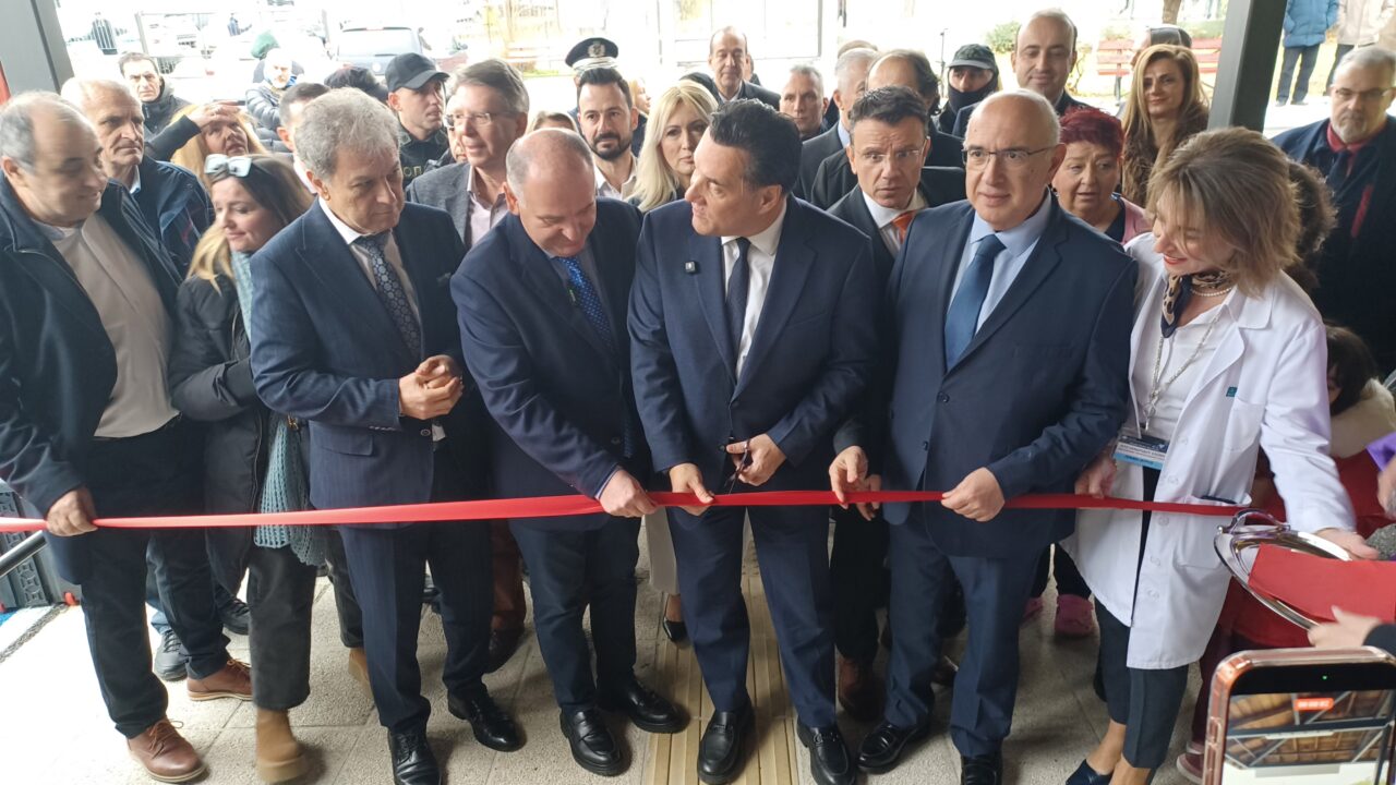 «Στόχος είναι να απορροφήσουμε και το τελευταίο ευρώ από το Ταμείο Ανάκαμψης» δήλωσε ο Άδωνις Γεωργιάδης από το Αμύνταιο Στόχος είναι να απορροφήσουμε και το τελευταίο ευρώ