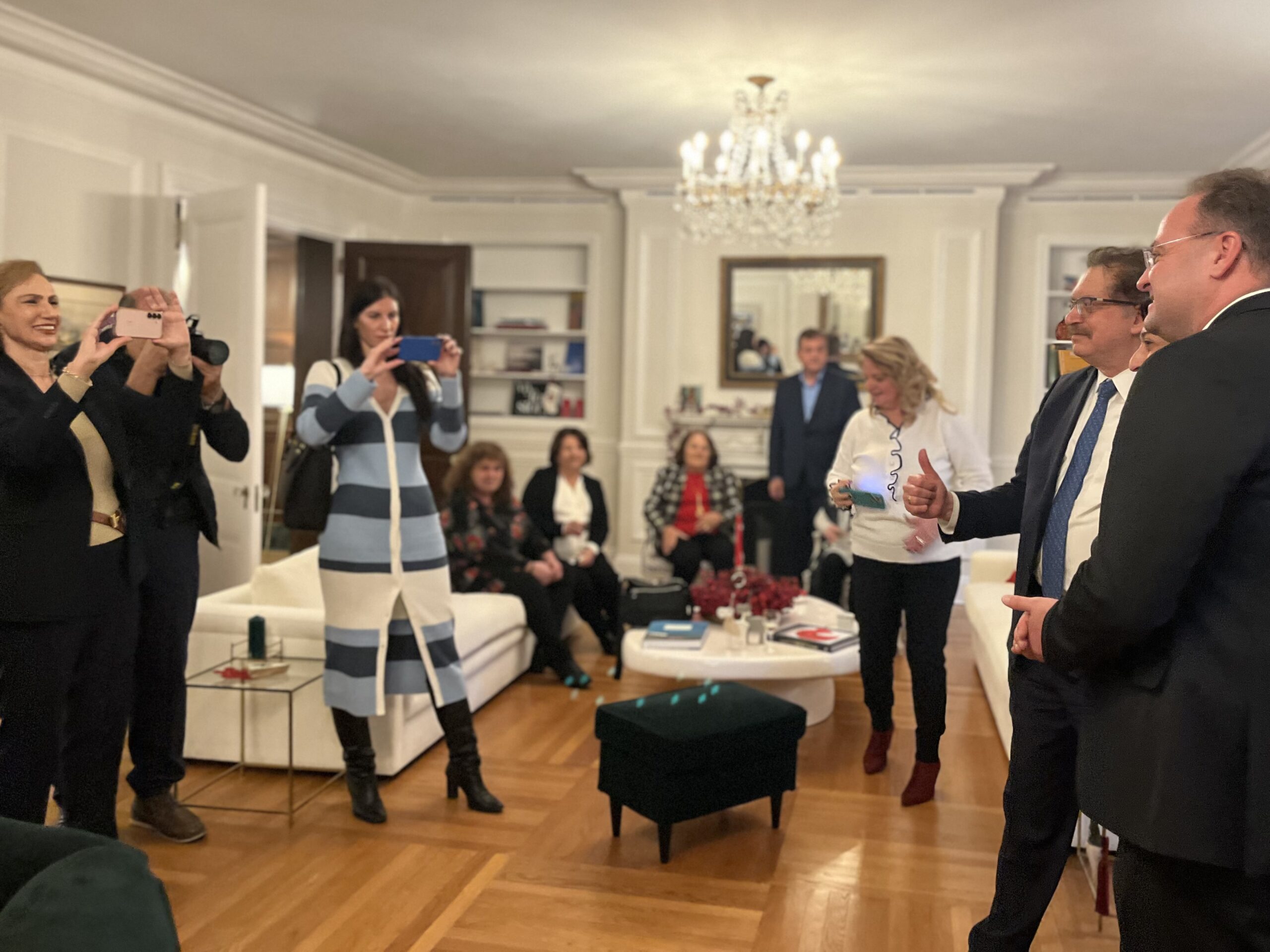 Στους καταλόγους των αμερικανικών ταξιδιωτικών πρακτορείων 4
