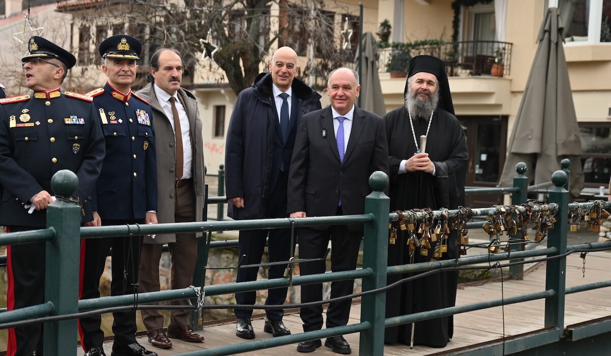 Φλώρινα: Η Ελλάδα είναι παράγοντας σταθερότητας και διεθνούς νομιμότητας δήλωσε ο υπ. Εθνικής Άμυνας, Νίκος Δένδιας Η Ελλάδα είναι παράγοντας σταθερότητας και διεθνούς νομιμότητας