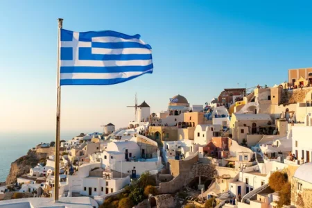 What Greece’s New Tax Guidance Means for Greeks Living Abroad