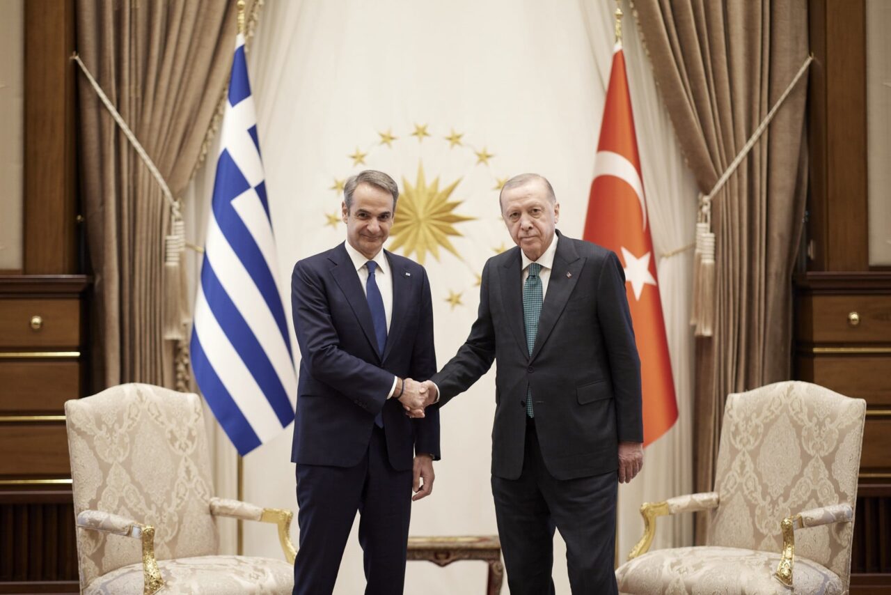 Κοινές δηλώσεις Ρ. Τ. Ερντογάν – Κυρ. Μητσοτάκη: Κυρ.Μητσοτάκης: Οι Έλληνες μουσουλμάνοι της Θράκης ζουν αρμονικά με χριστιανούς συμπολίτες μας, βάσει των αρχών της ισονομίας και της ισοπολιτείας Κοινές δηλώσεις Ερντογάν Μητσοτάκη