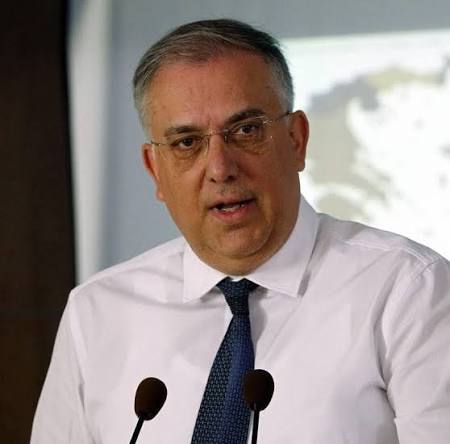 Τάκης Θεοδωρικάκος: Έγκριση 400 εκατ. ευρώ από την Κομισιόν για τη βαριά βιομηχανία και αυτάρκεια στην παραγωγή χαρτιού Τάκης Θεοδωρικάκος: Έγκριση 400 εκατ. ευρώ από την Κομισιόν