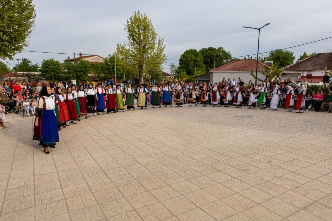 Αναβίωσαν τα σεργιάνια των Απόκρεων της Κρανιάς Καρδίτσας