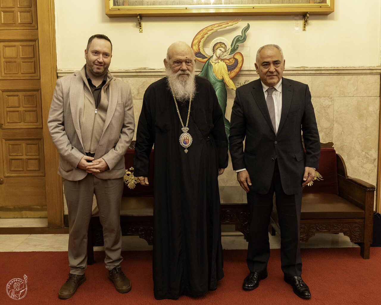 Συνάντηση Γ. Χατζηθεοδοσίου με τον Αρχιεπίσκοπο Ιερώνυμο με θέμα τις δράσεις αλληλεγγύης και ενίσχυσης της κοινωνικής συνοχής Συνάντηση Γ. Χατζηθεοδοσίου με τον Αρχιεπίσκοπο Ιερώνυμο
