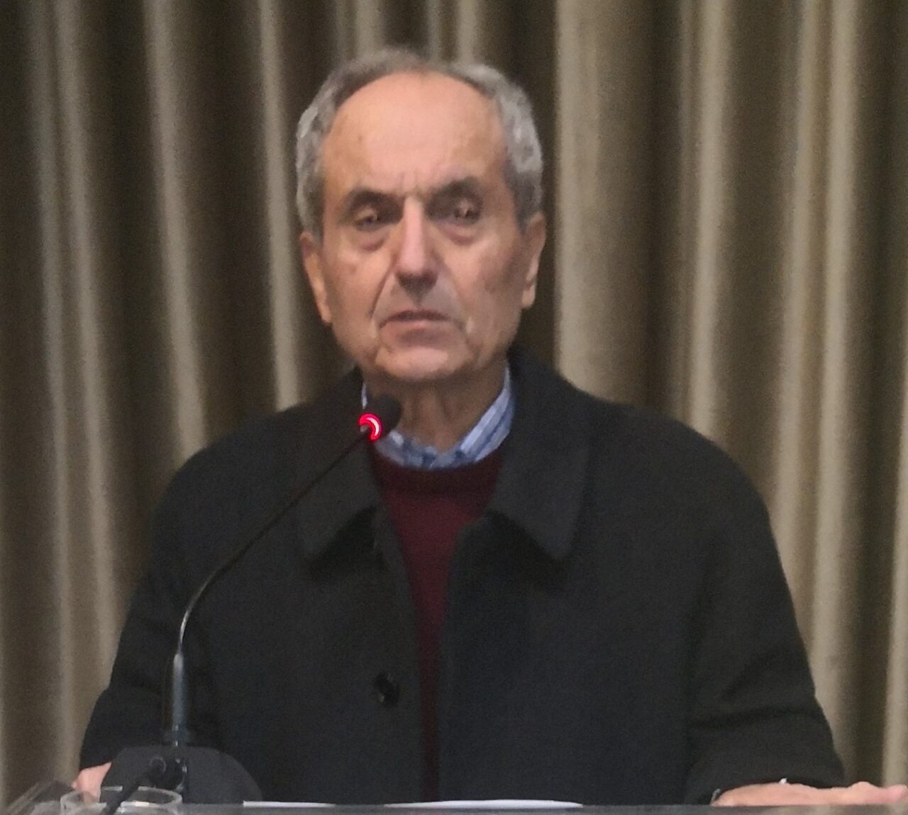 Η Σχολή ή «Ελληνομουσείον» Βραγγιανών: Από αυτήν αποφοίτησε ένα πλήθος λογίων και ιδίως κληρικών- Διέθετε 4.000 περίπου τόμους στην ελληνική, τη λατινική και τη γερμανική γλώσσα, καθώς και πολλά χειρόγραφα Σχολή ή «Ελληνομουσείον» Βραγγιανών