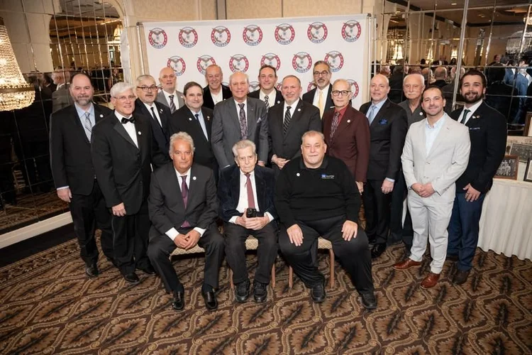Celebrating 100 Years: Woodlawn #93 & North Shore #94 Chapters