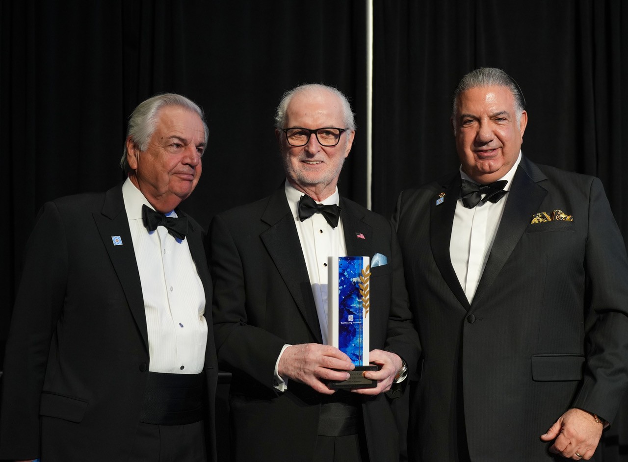 The Hellenic Initiative Raises Over $1 Million for Greece at Landmark Chicago Events Featuring Konstantinos Argiros The Hellenic Initiative Raises Over $1 Million for Greece at Landmark Chicago Events Featuring Konstantinos Argiros
