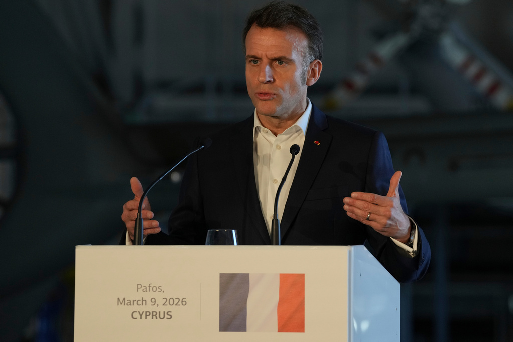 Γαλλία- Ανάρτηση Εμ. Μακρόν στα ελληνικά: Μαζί με τους κ.κ. Χριστοδουλίδη και Μητσοτάκη «εργαζόμαστε για την ασφάλεια γύρω από την Κύπρο, στην Ανατολική Μεσόγειο» Γαλλία- Ανάρτηση Εμ. Μακρόν στα ελληνικά
