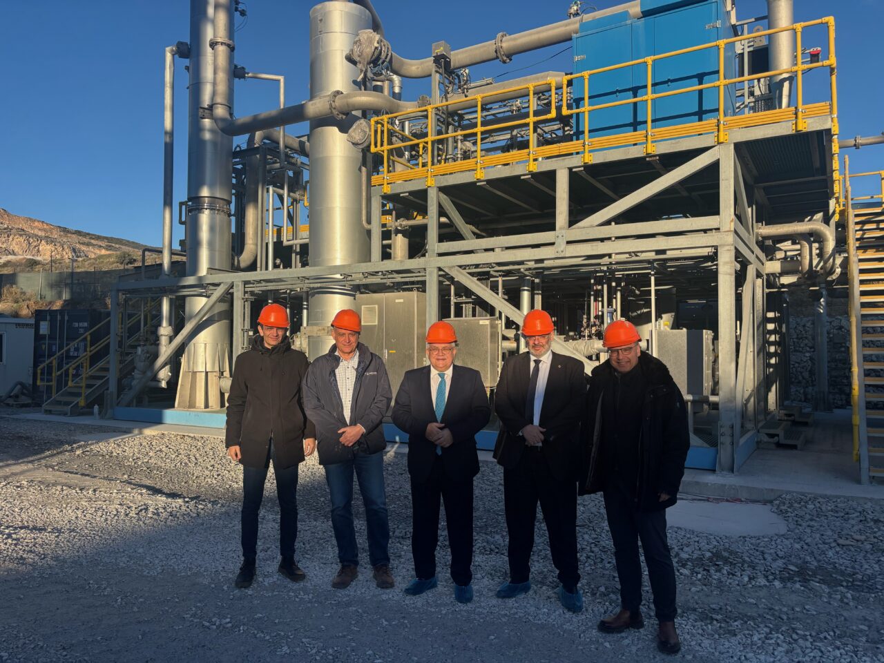 Με υπογραφή ερευνητών ΕΚΕΤΑ και ΑΠΘ και διεθνές ενδιαφέρον ξεκινά η λειτουργία της μονάδας HIRECORD που δεσμεύει το 90% του CO2 που παράγουν μεγάλες βιομηχανίες Ξεκινά η λειτουργία της μονάδας HIRECORD
