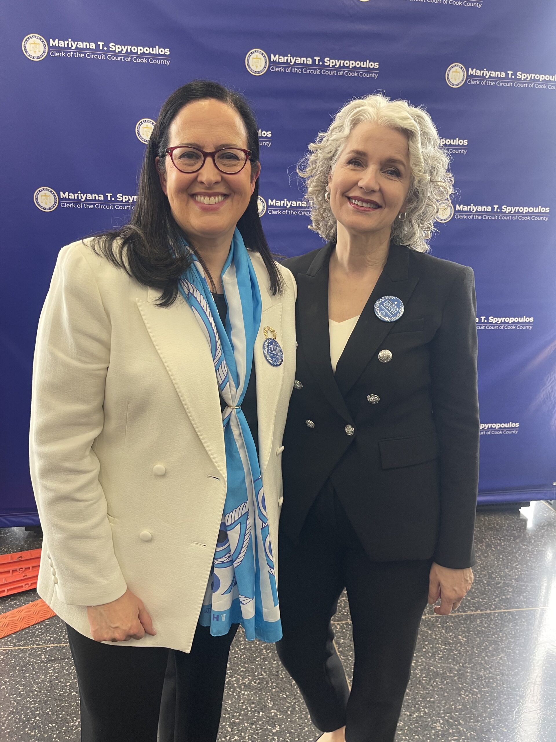 Marianne Kountoures, Executive Director, National Hellenic Museum was the keynote speaker spoke about the greek american community