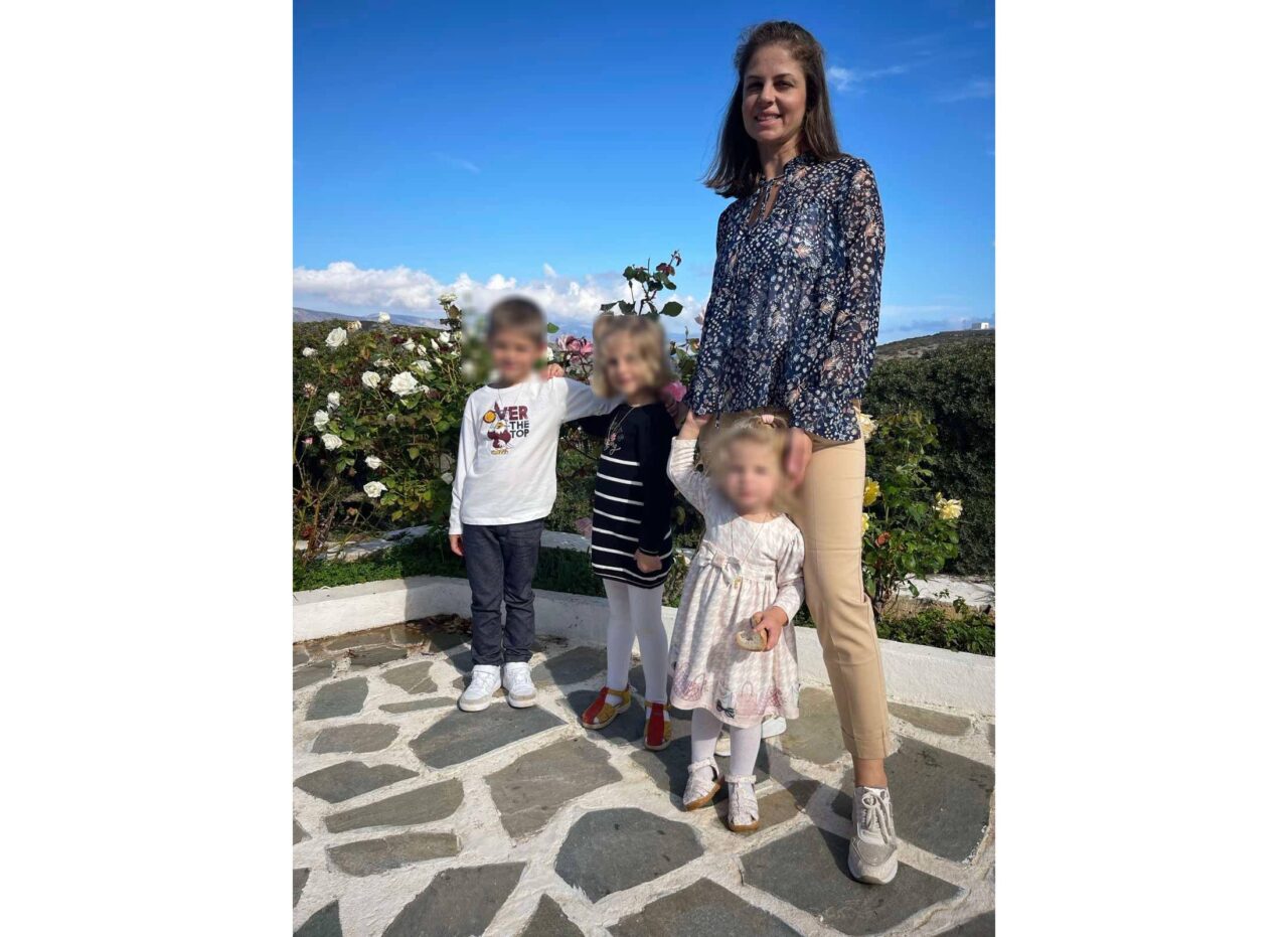 Η Ιωάννα της Ηρακλειάς – Η δασκάλα με τη μία μαθήτρια, που διορίστηκε τυχαία σε ένα νησάκι, το οποίο λάτρεψε και έμεινε μόνιμα εκεί Η Ιωάννα της Ηρακλειάς