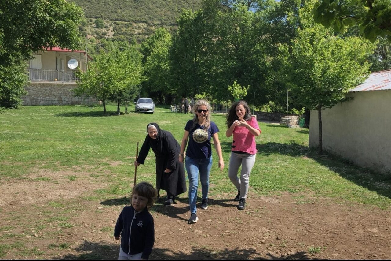 Γυναίκες που κράτησαν όρθιες μικρές τοπικές κοινωνίες