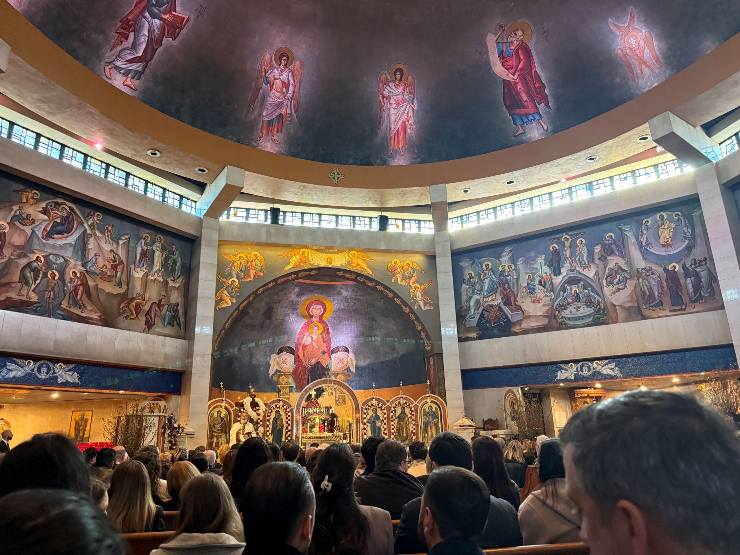 Hundreds at Holy Saturday, April 11th services