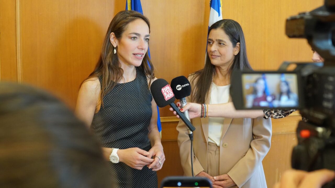 Δόμνα Μιχαηλίδου: «Συνεργασία Ελλάδας και Κύπρου για το παιδί, την αναπηρία και την κοινωνική προστασία» Δόμνα Μιχαηλίδου: «Συνεργασία Ελλάδας και Κύπρου για το παιδί
