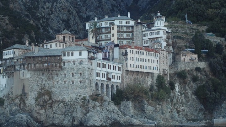 Αποκατάσταση της Αθωνιάδας Ακαδημίας του Αγίου Όρους – Υπεγράφη από την Περιφερειάρχη Κ. Μακεδονίας η απόφαση χρηματοδότησης του έργου μέσω του ΕΣΠΑ Αποκατάσταση της Αθωνιάδας Ακαδημίας του Αγίου Όρους